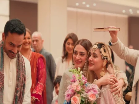 Photographer shared video of Kabri Khan's departure in Mecca