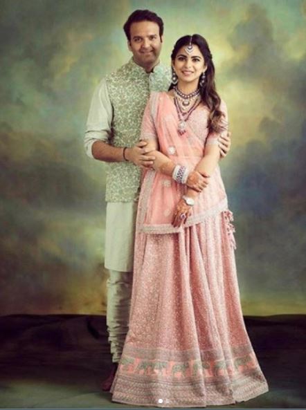 Isha Ambani And Anand Piramal Photo surce Insatgram