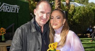 Jennifer Lopez reunites with 'Maid in Manhattan' co-star Ralph Fiennes in Palm Springs: 'You're kind of a goddess' | Hollywood