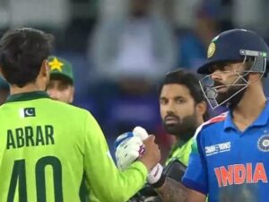 Virat Kohli thanks Abrar Ahmed during the CT match
